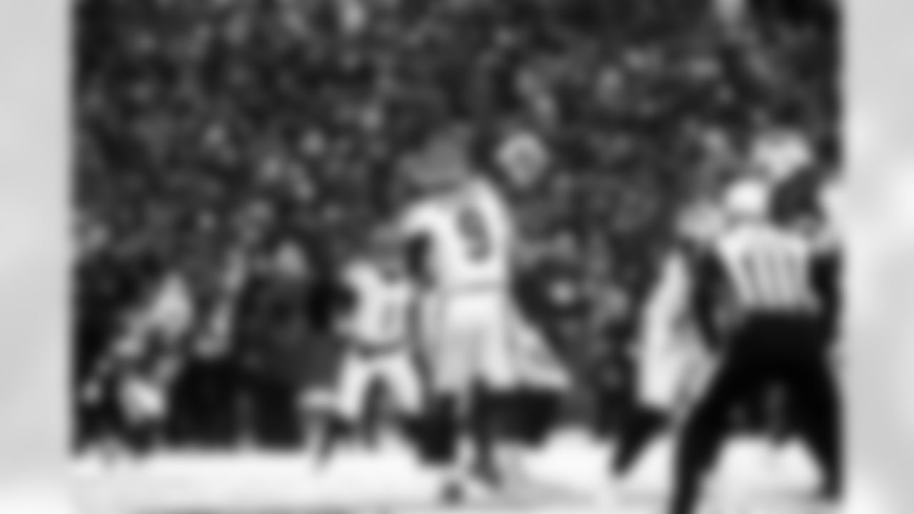 Buffalo Bills vs Cincinnati Bengals, Regular Season, December 07, 2025 at Highmark Stadium.