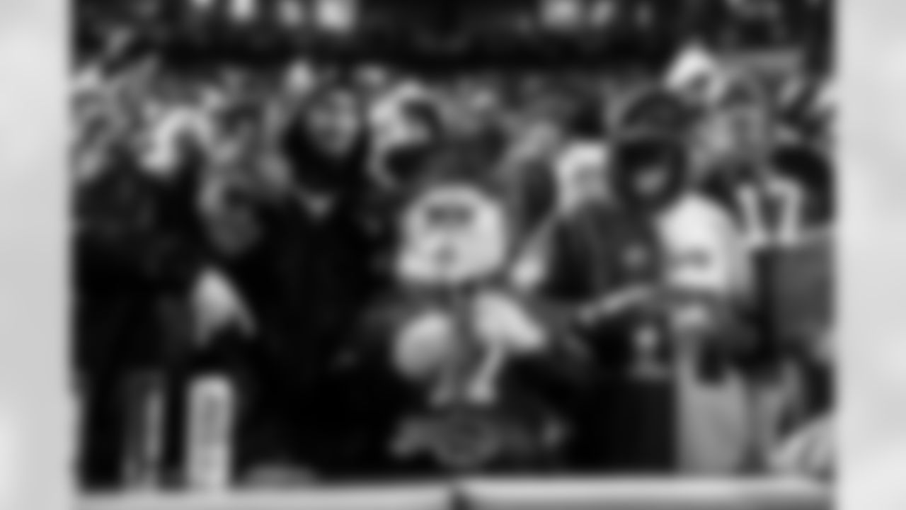 Buffalo Bills vs Philadelphia Eagles, Regular Season, December 28, 2025 at Highmark Stadium.