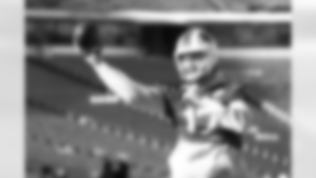 Josh Allen (17). Buffalo Bills Week 14 Practice, December 05, 2025 at Highmark Stadium.