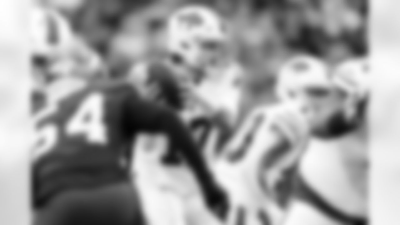 Buffalo Bills vs Tampa Bay Buccaneers, Regular Season, November 16, 2025 at Highmark Stadium.