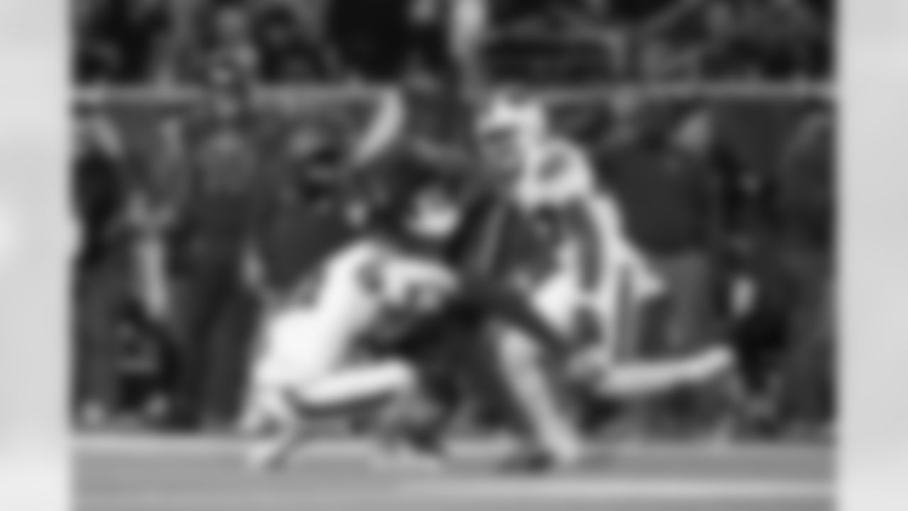 Houston Texans vs Buffalo Bills, Regular Season, November 20, 2025 at NRG Stadium.