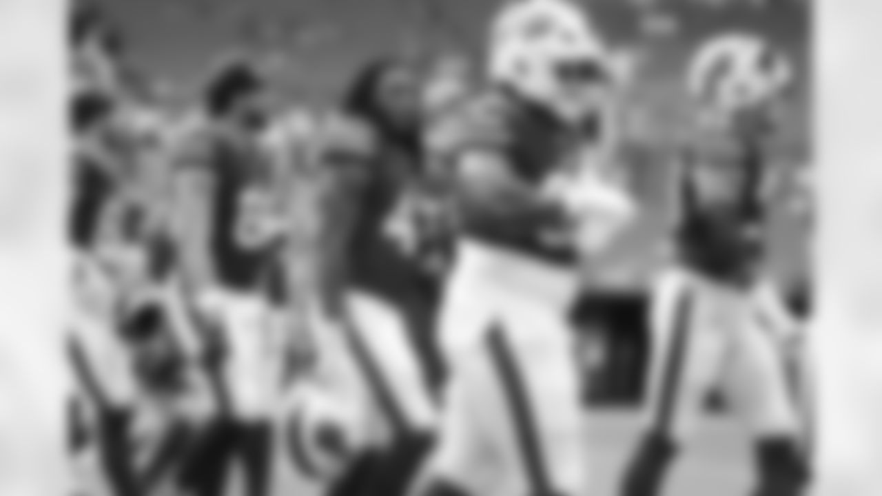 Miami Dolphins vs Buffalo Bills, Regular Season, November 09, 2025 at Hard Rock Stadium.