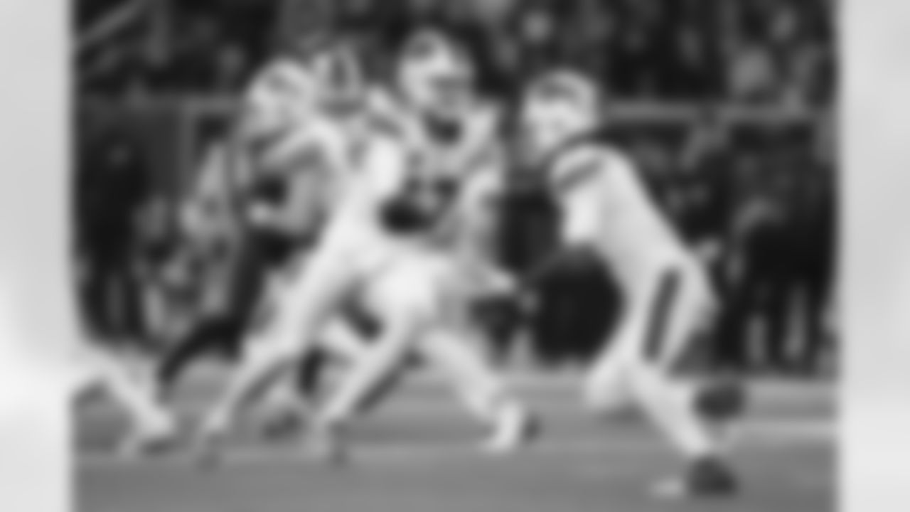 Houston Texans vs Buffalo Bills, Regular Season, November 20, 2025 at NRG Stadium.