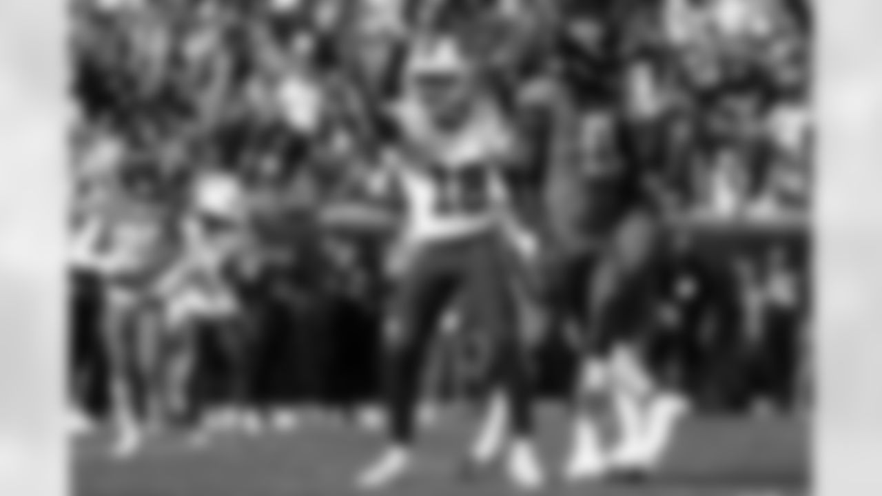 Buffalo Bills vs Jacksonville Jaguars, Wild Card Weekend, January 11, 2026 at EverBank Stadium.