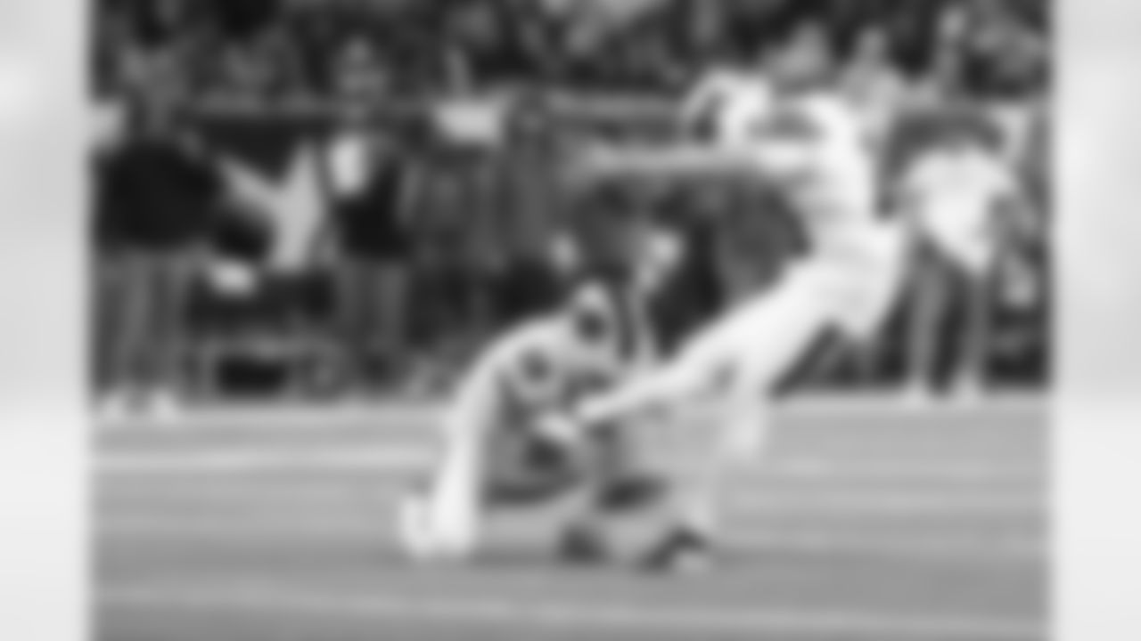 Houston Texans vs Buffalo Bills, Regular Season, November 20, 2025 at NRG Stadium.