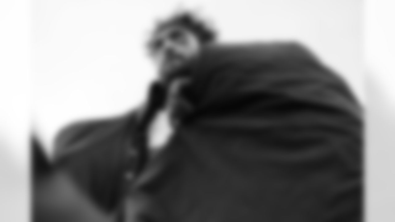 New England Patriots vs Buffalo Bills, Regular Season, December 14, 2025 at Gillette Stadium.