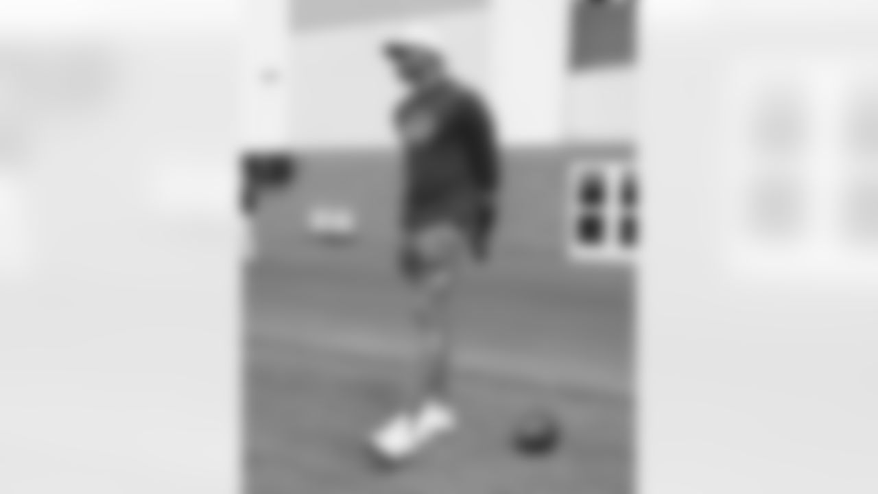 Vince Carter. Buffalo Bills OTA workouts, May 27, 2025 at the Buffalo Bills Training Center.