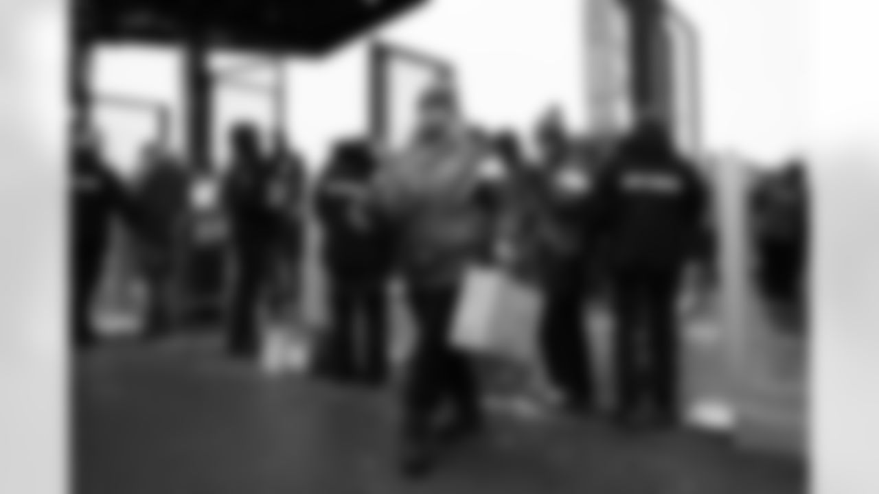 Buffalo Bills vs New York Jets, Regular Season, January 04, 2026 at Highmark Stadium.