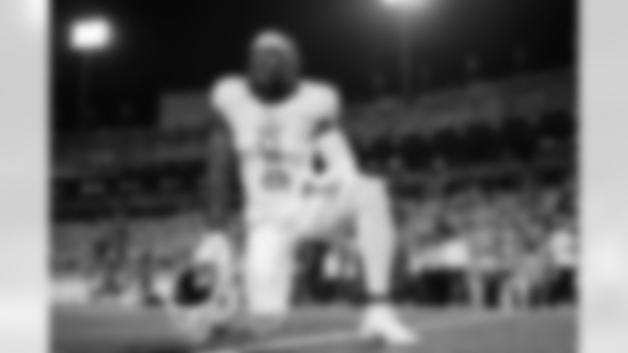 Buffalo Bills vs New England Patriots, Regular Season, October 05, 2025 at Highmark Stadium.