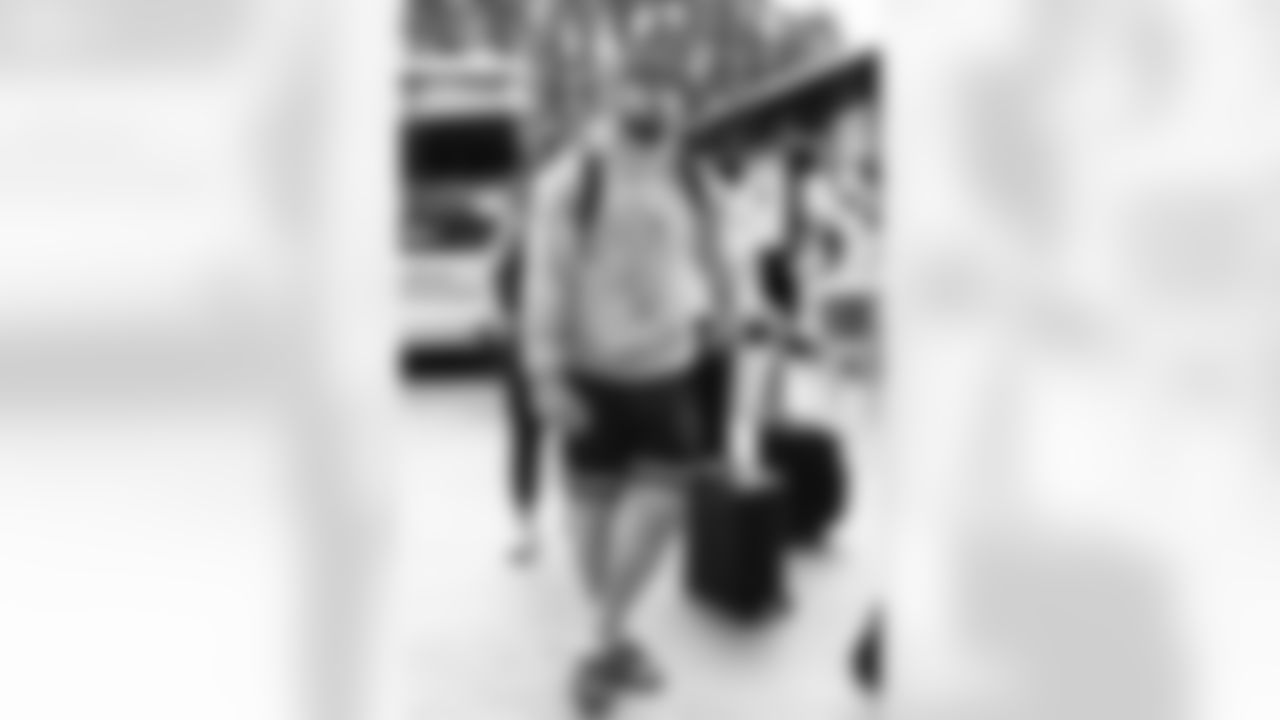 Miami Dolphins vs Buffalo Bills, Regular Season, November 09, 2025 at Hard Rock Stadium.