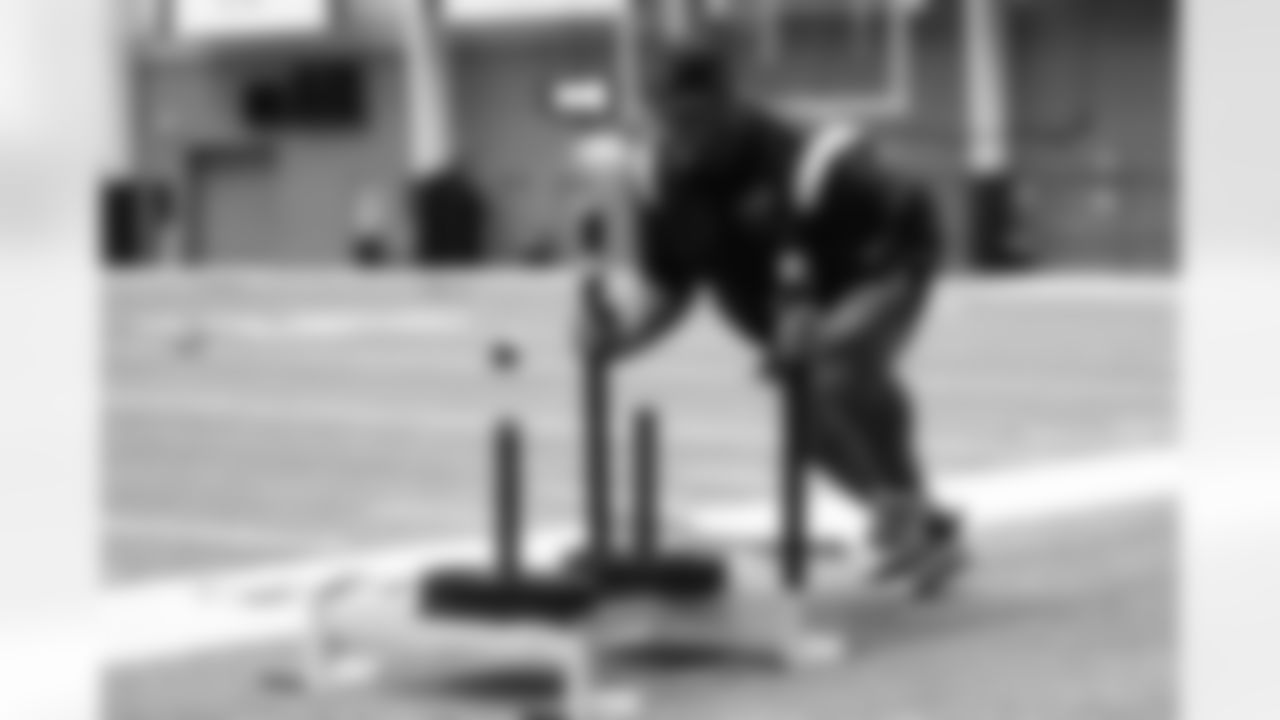 Dion Dawkins. Buffalo Bills players train during Phase Two of voluntary off-season workouts, May 7, 2025 at the Buffalo Bills Training Center.