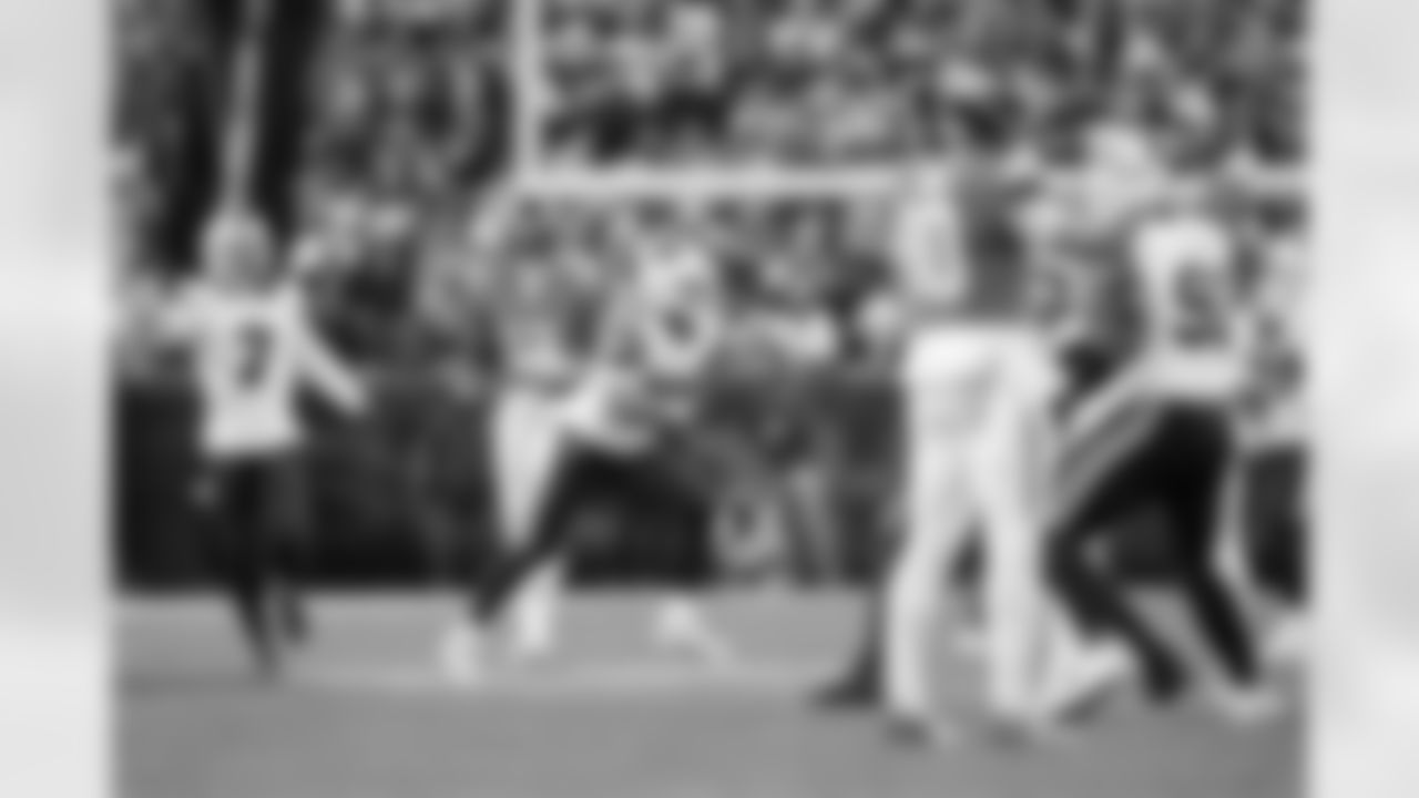 Buffalo Bills vs Denver Broncos, Divisional Game, January 17, 2026 at Empower Field at Mile High.