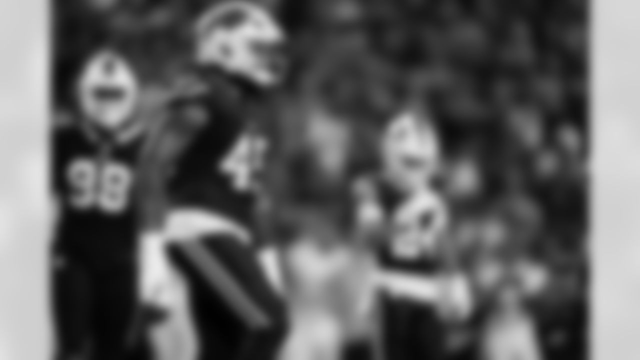 Buffalo Bills vs Miami Dolphins, Regular Season, September 18, 2025 at Highmark Stadium.