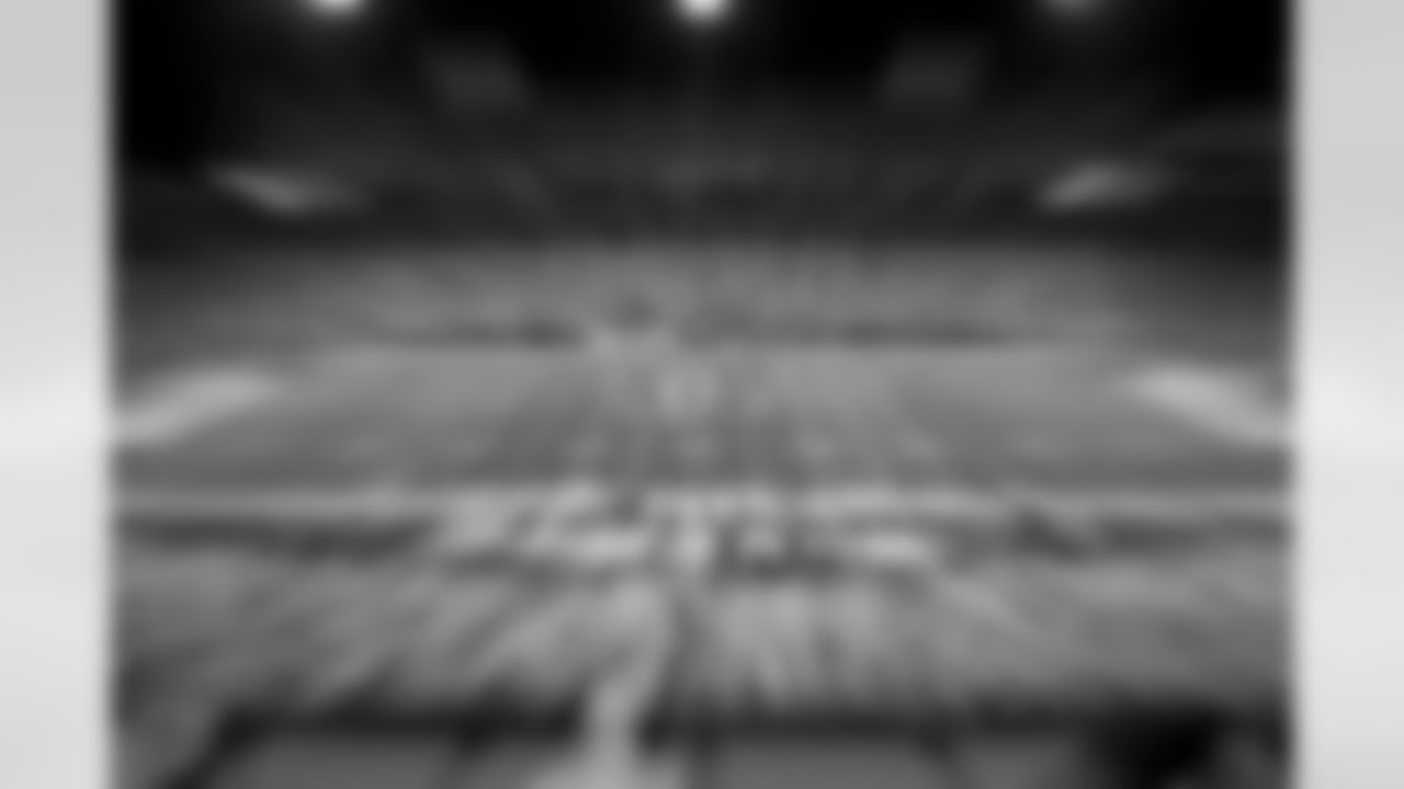 Buffalo Bills vs New England Patriots, Regular Season, October 05, 2025 at Highmark Stadium.