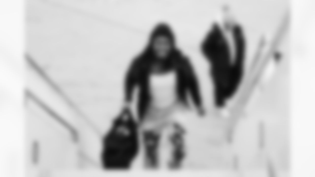 James Cook (4). Buffalo Bills travel to Cleveland, December 20, 2025 at Buffalo Niagara International Airport.