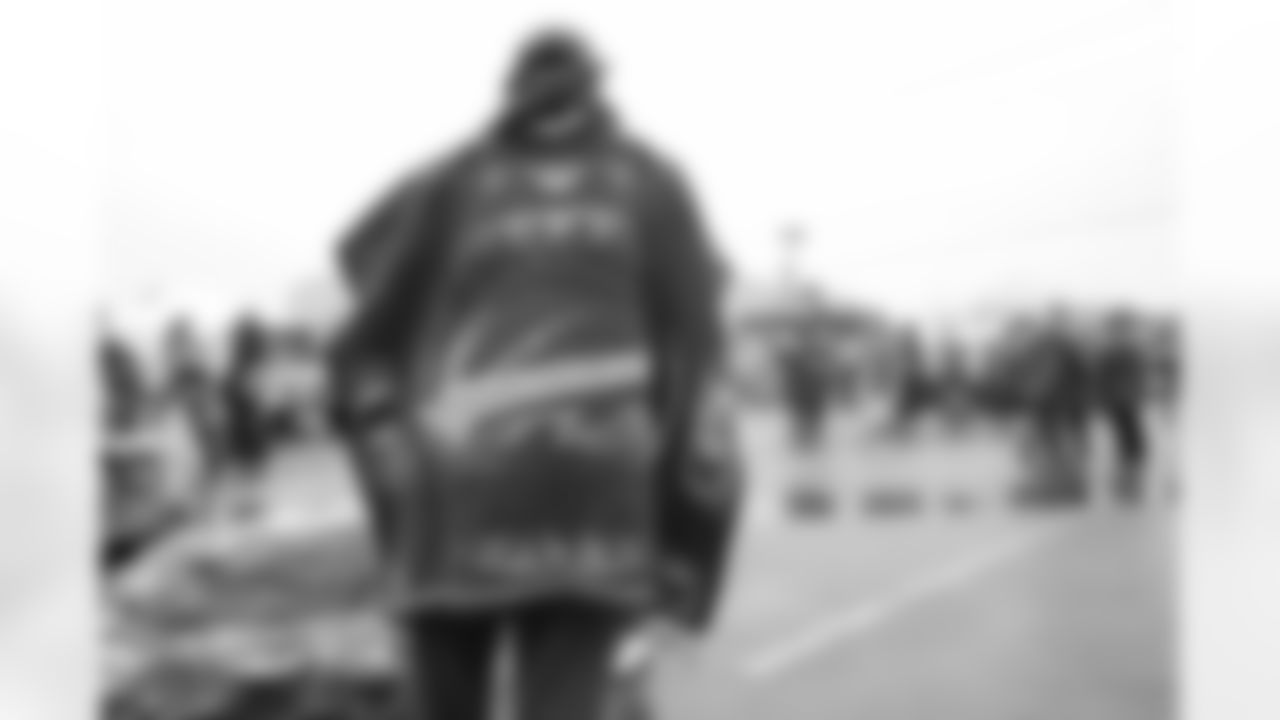 Buffalo Bills vs Philadelphia Eagles, Regular Season, December 28, 2025 at Highmark Stadium.