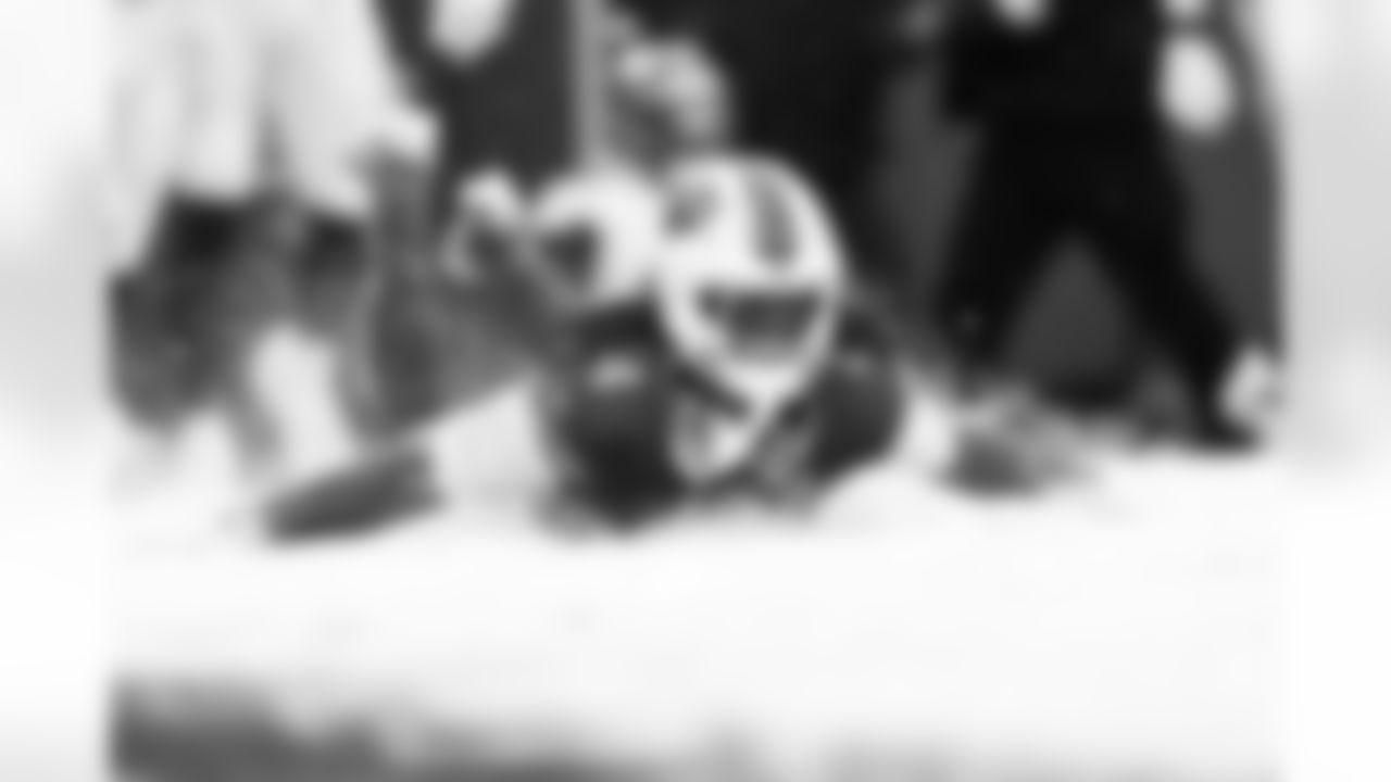 Buffalo Bills vs Cincinnati Bengals, Regular Season, December 07, 2025 at Highmark Stadium.