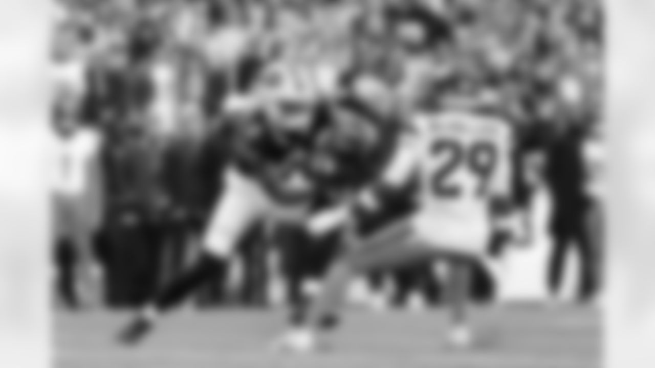 Buffalo Bills vs Denver Broncos, Wild Card Weekend, January 12, 2025 at Highmark Stadium.