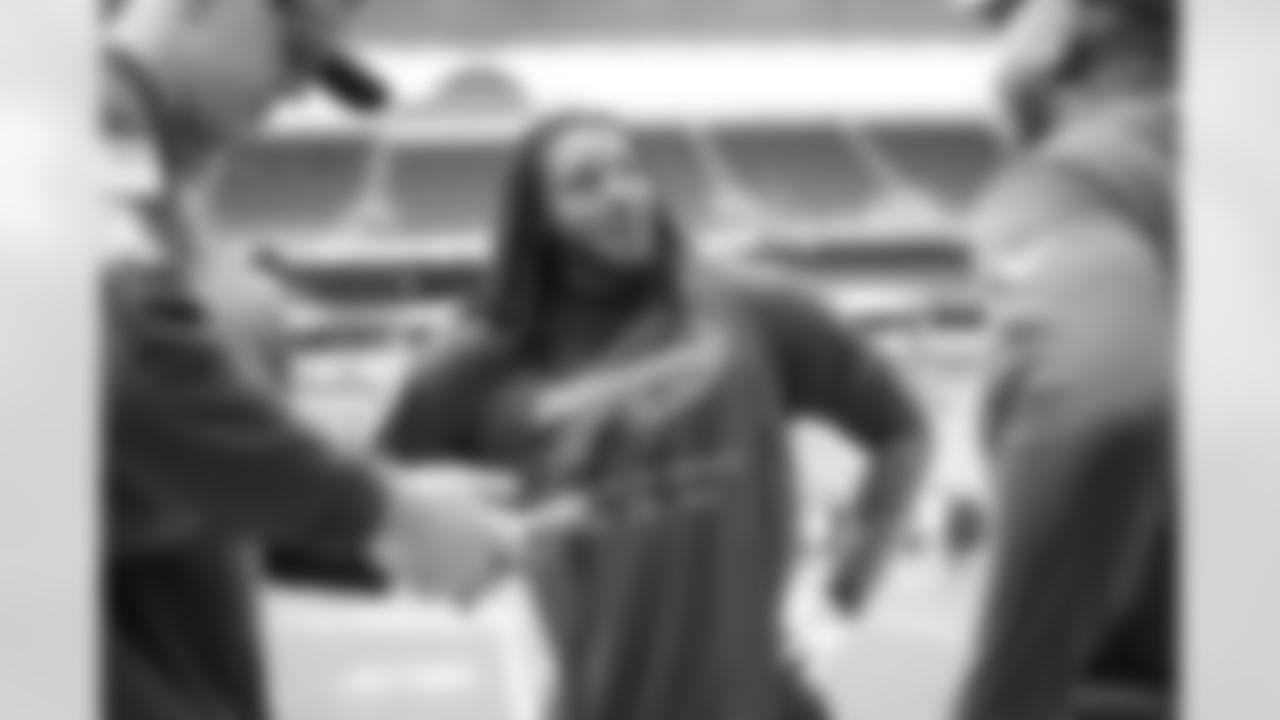 Miami Dolphins vs Buffalo Bills, Regular Season, November 09, 2025 at Hard Rock Stadium.