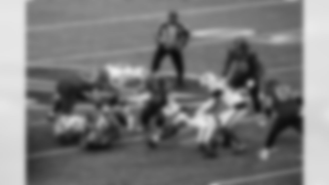 Buffalo Bills vs Tampa Bay Buccaneers, Regular Season, November 16, 2025 at Highmark Stadium.