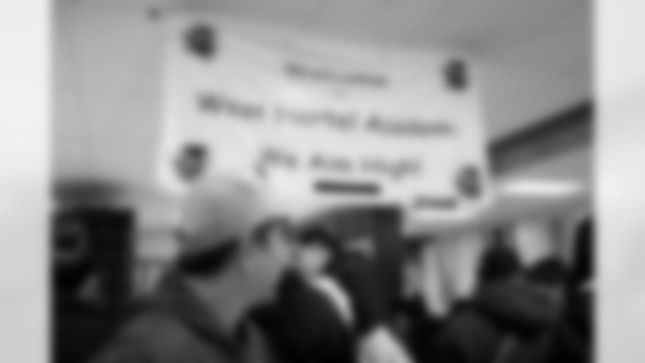 Free Mobile Food Markets, November 01, 2025 at #94 West Hertel Academy.