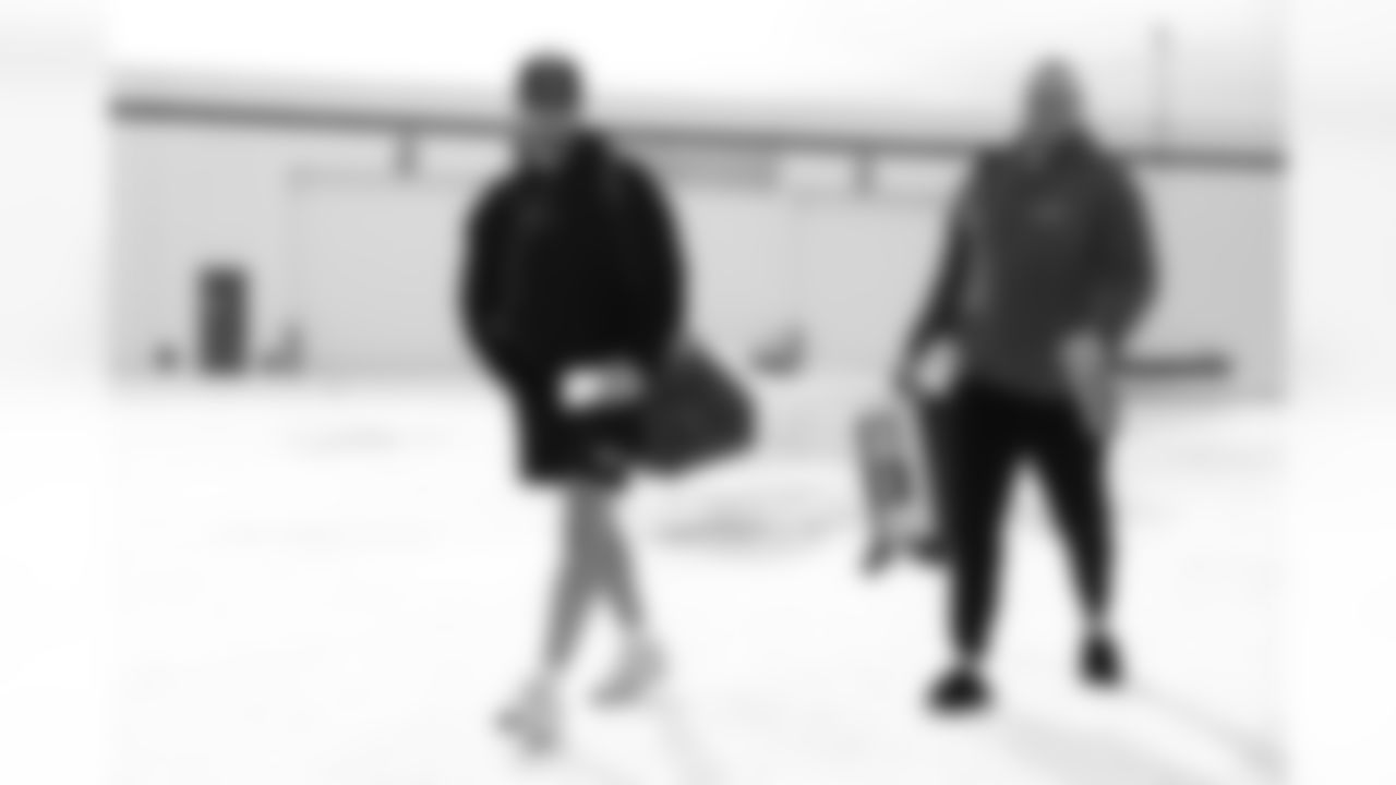 Dalton Kincaid (86), David Edwards (76). Buffalo Bills travel to Denver, January 16, 2026 at Buffalo Niagara International Airport.