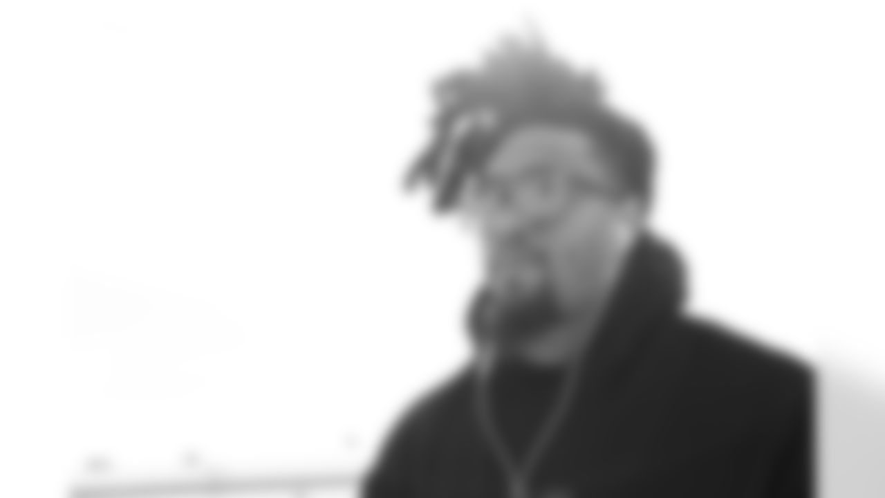 Shaq Thompson (45). Buffalo Bills travel to Denver, January 16, 2026 at Buffalo Niagara International Airport.