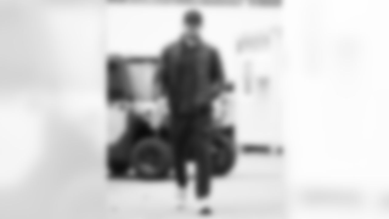 Buffalo Bills vs Tampa Bay Buccaneers, Regular Season, November 16, 2025 at Highmark Stadium.