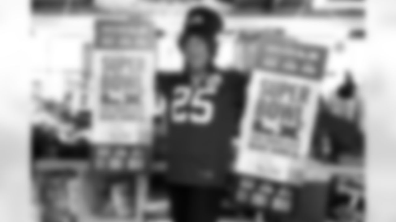 Fan of the Year Surprise, October 23, 2025 at Stitch Buffalo.