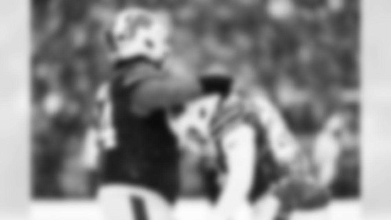 Buffalo Bills vs Cincinnati Bengals, Regular Season, December 07, 2025 at Highmark Stadium.