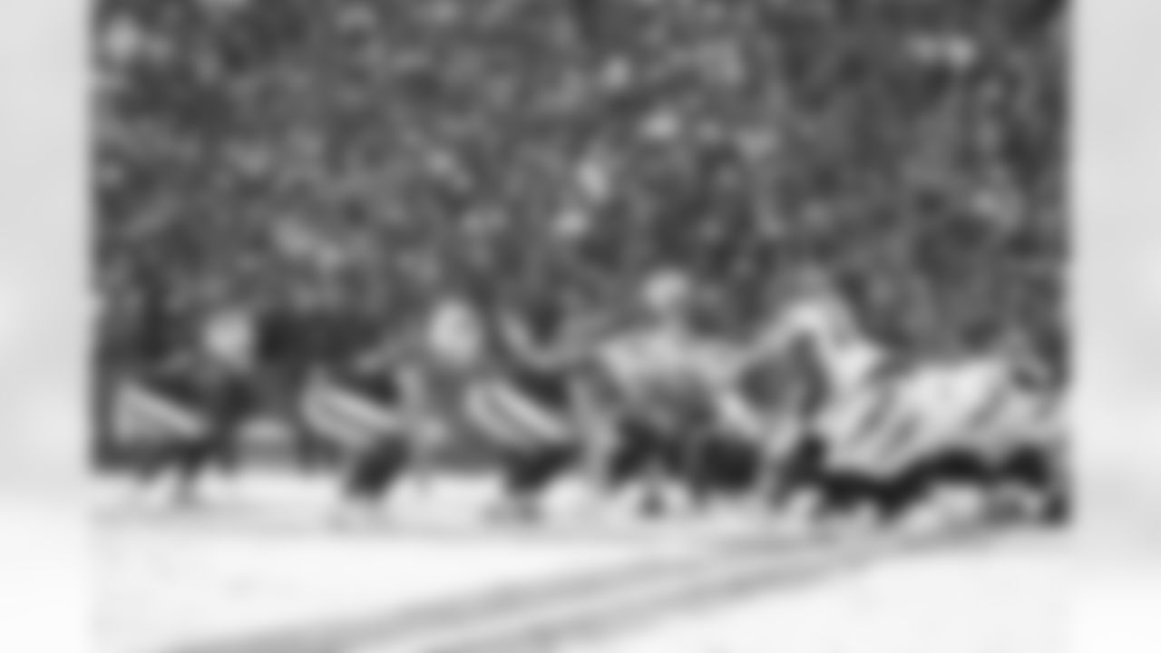 Buffalo Bills vs Cincinnati Bengals, Regular Season, December 07, 2025 at Highmark Stadium.