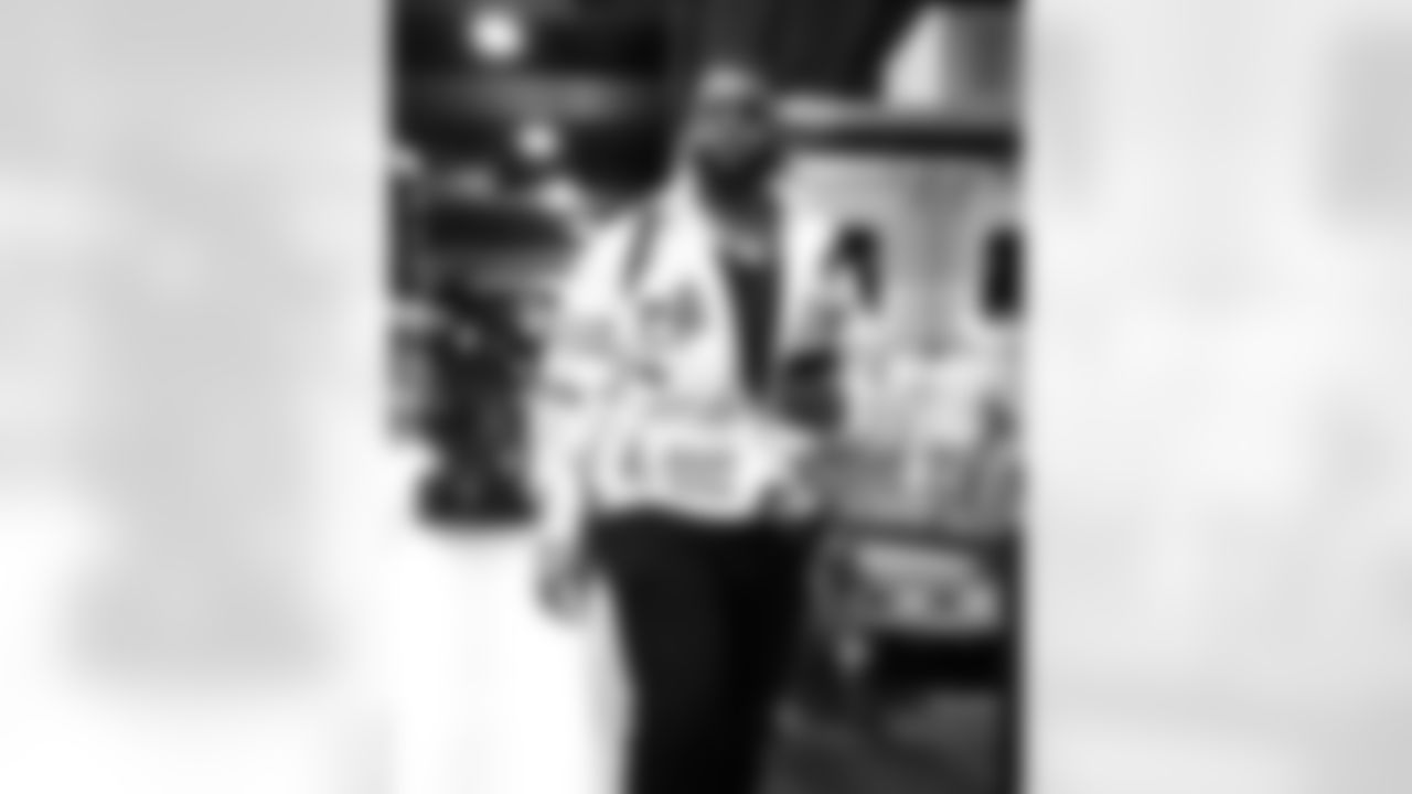 Buffalo Bills vs Denver Broncos, Divisional Game, January 17, 2026 at Empower Field at Mile High.