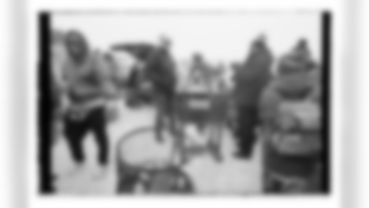 Buffalo Bills vs New York Jets, Regular Season, January 04, 2026 at Highmark Stadium.