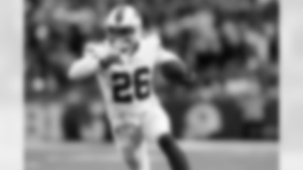 Buffalo Bills vs Tampa Bay Buccaneers, Regular Season, November 16, 2025 at Highmark Stadium.