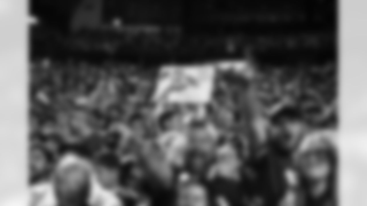 Buffalo Bills vs Miami Dolphins, Regular Season, September 18, 2025 at Highmark Stadium.