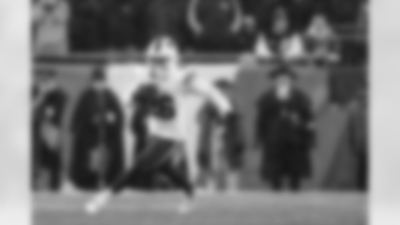 New England Patriots vs Buffalo Bills, Regular Season, December 14, 2025 at Gillette Stadium.