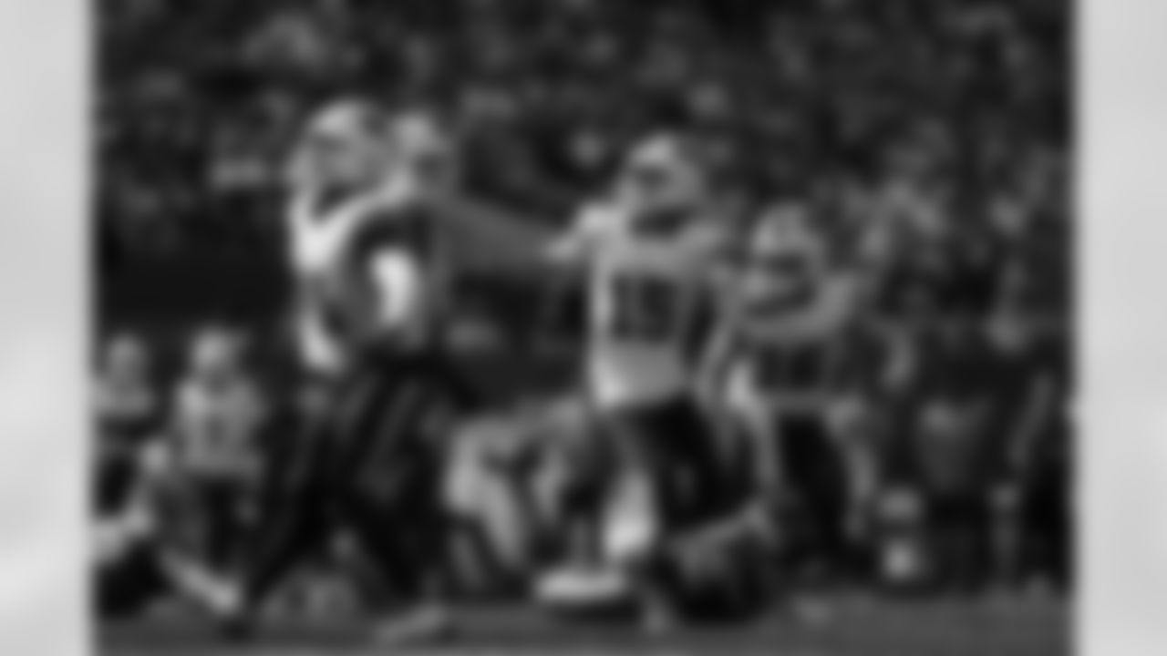 New York Jets vs Buffalo Bills, Regular Season, September 14, 2025 at Metlife Stadium.