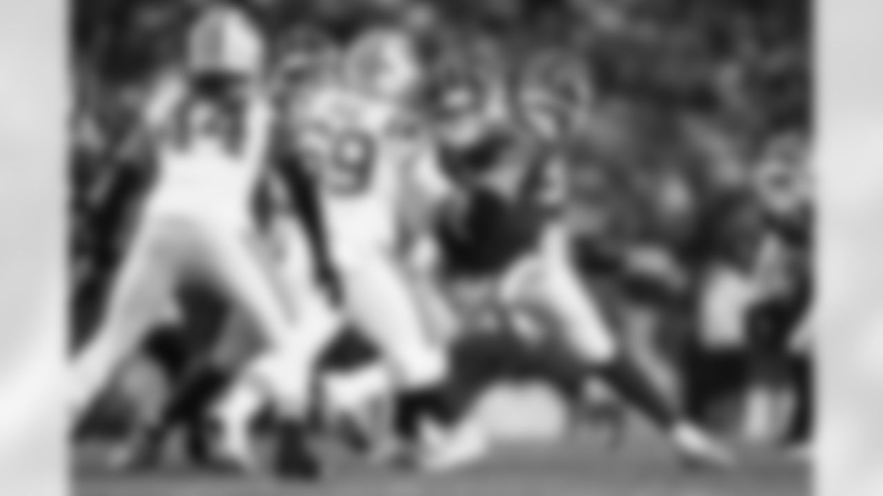 Buffalo Bills vs New York Jets, Regular Season, January 04, 2026 at Highmark Stadium.