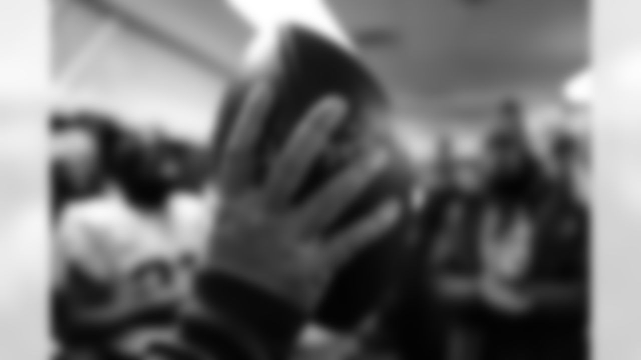 Buffalo Bills vs Tampa Bay Buccaneers, Regular Season, November 16, 2025 at Highmark Stadium.