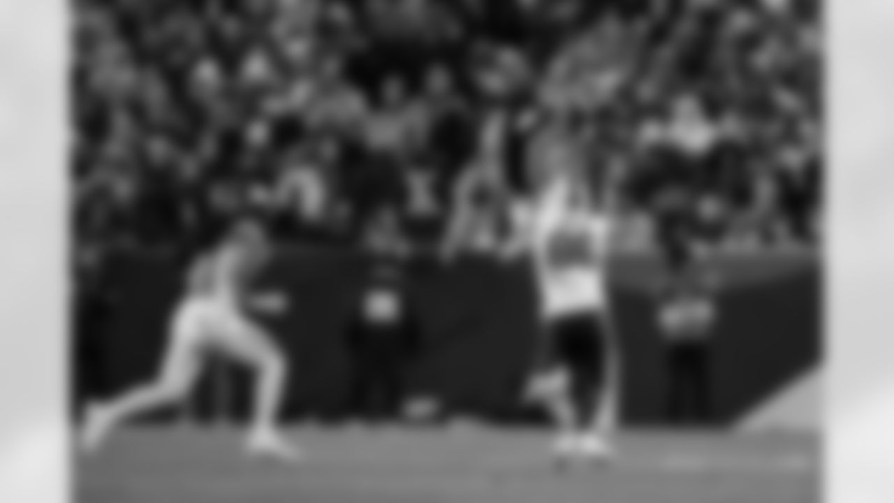 Buffalo Bills vs Denver Broncos, Divisional Game, January 17, 2026 at Empower Field at Mile High.