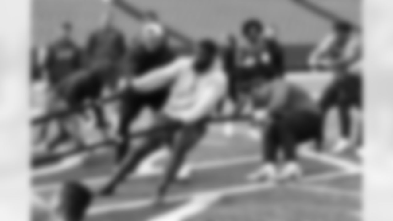 Spencer Brown, Ed Oliver, Michael Hoecht. Buffalo Bills players compete in a four-way tug of war during Phase Two of voluntary off-season workouts, May 19, 2025 at Highmark Stadium.