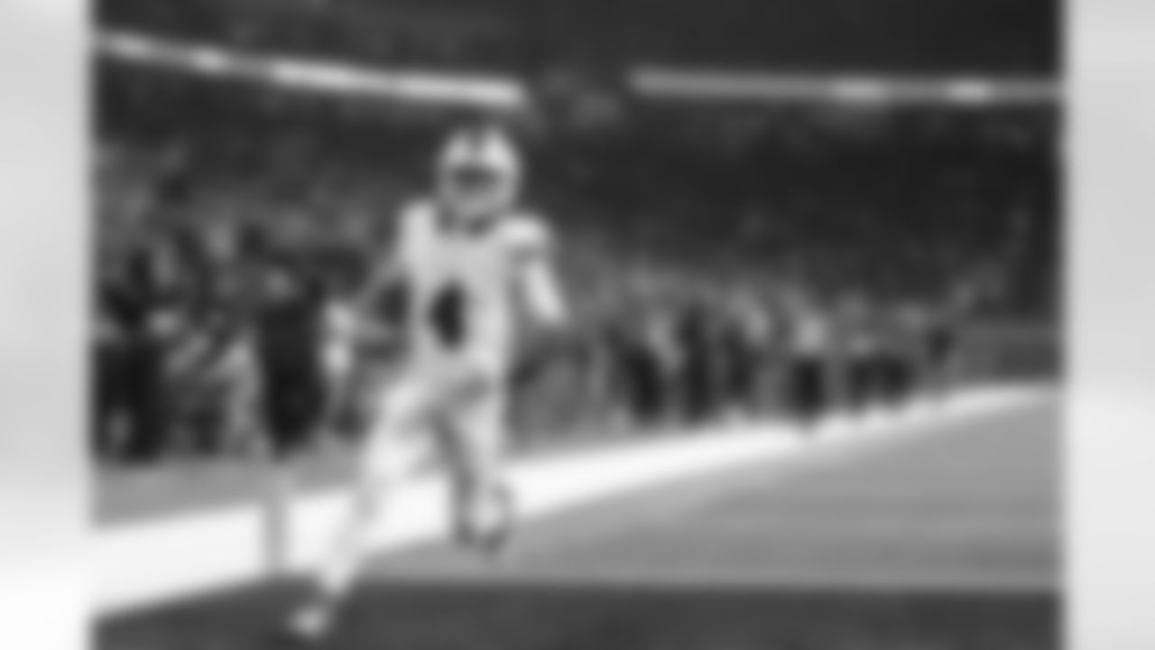 Houston Texans vs Buffalo Bills, Regular Season, November 20, 2025 at NRG Stadium.