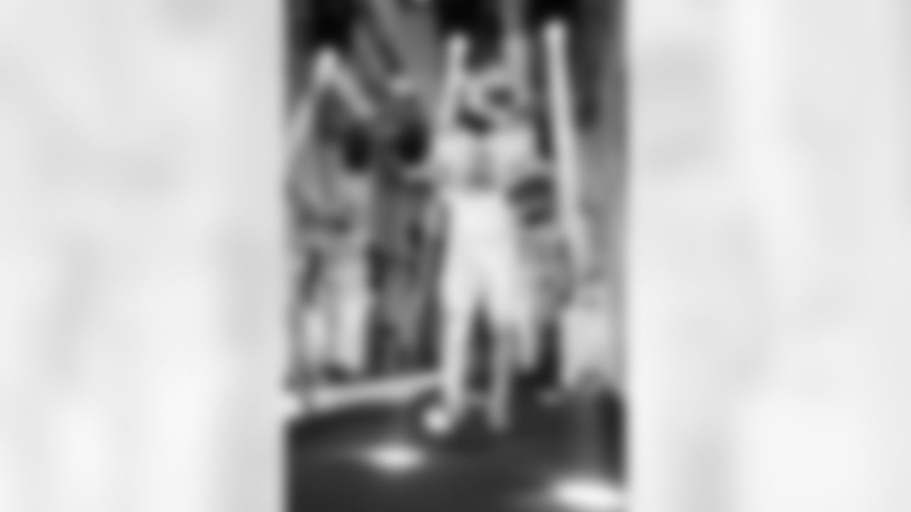 Buffalo Bills vs New England Patriots, Regular Season, October 05, 2025 at Highmark Stadium.