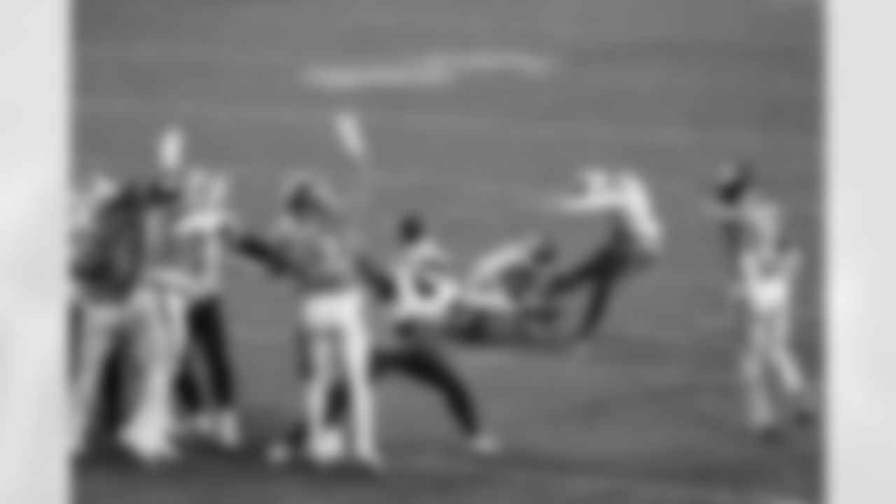 Buffalo Bills vs Denver Broncos, Divisional Game, January 17, 2026 at Empower Field at Mile High.