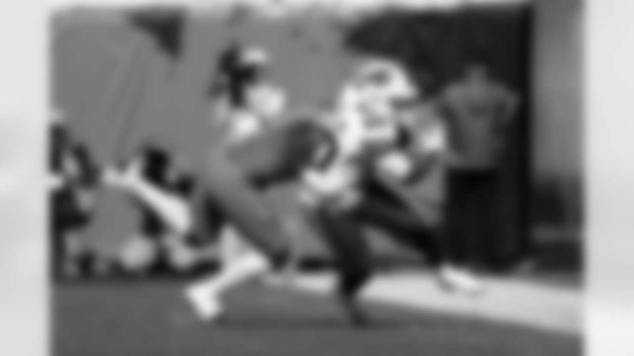 Buffalo Bills vs Jacksonville Jaguars, Wild Card Weekend, January 11, 2026 at EverBank Stadium.