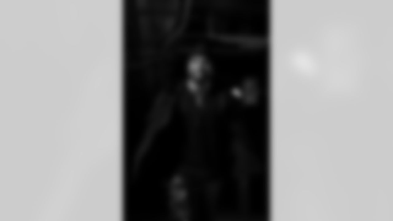 New England Patriots vs Buffalo Bills, Regular Season, December 14, 2025 at Gillette Stadium.