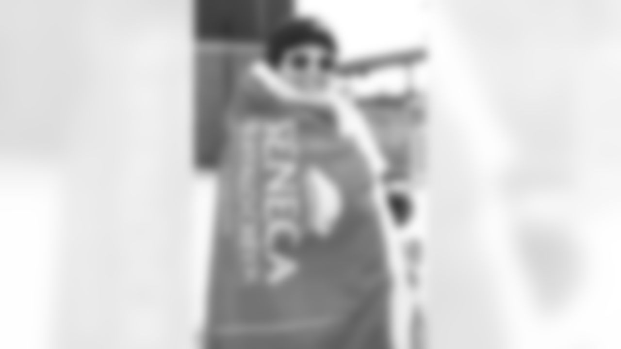 Buffalo Bills vs Tampa Bay Buccaneers, Regular Season, November 16, 2025 at Highmark Stadium.