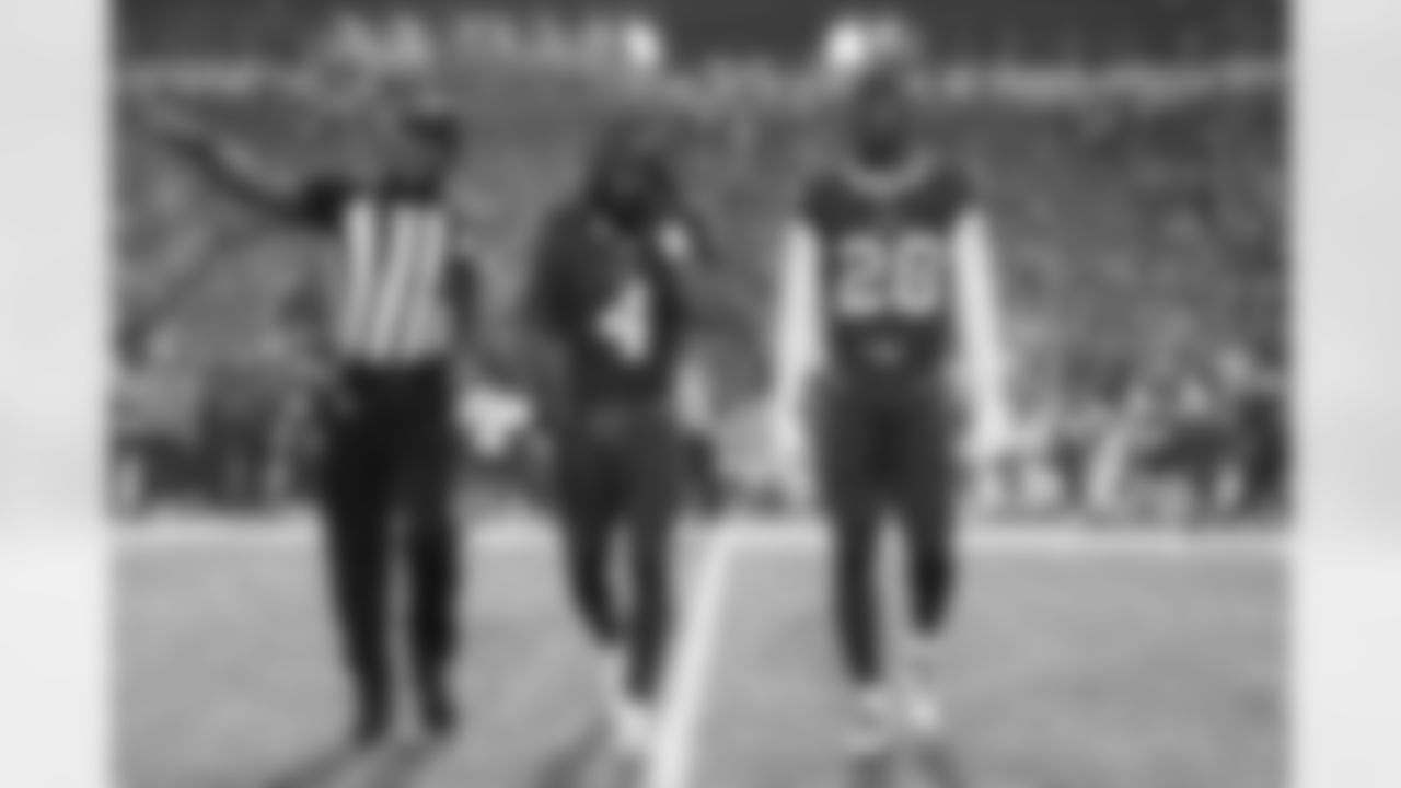 Buffalo Bills vs Miami Dolphins, Regular Season, September 18, 2025 at Highmark Stadium.