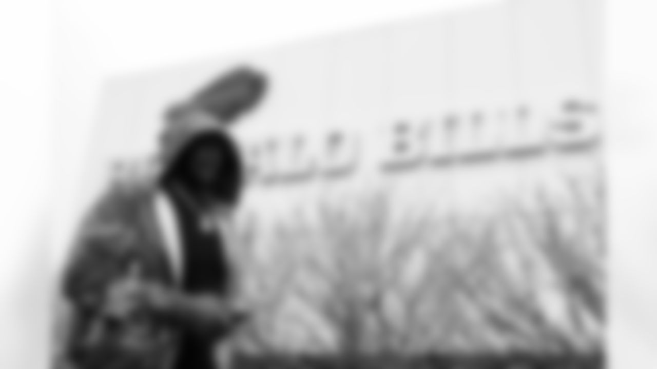 Buffalo Bills vs Philadelphia Eagles, Regular Season, December 28, 2025 at Highmark Stadium.