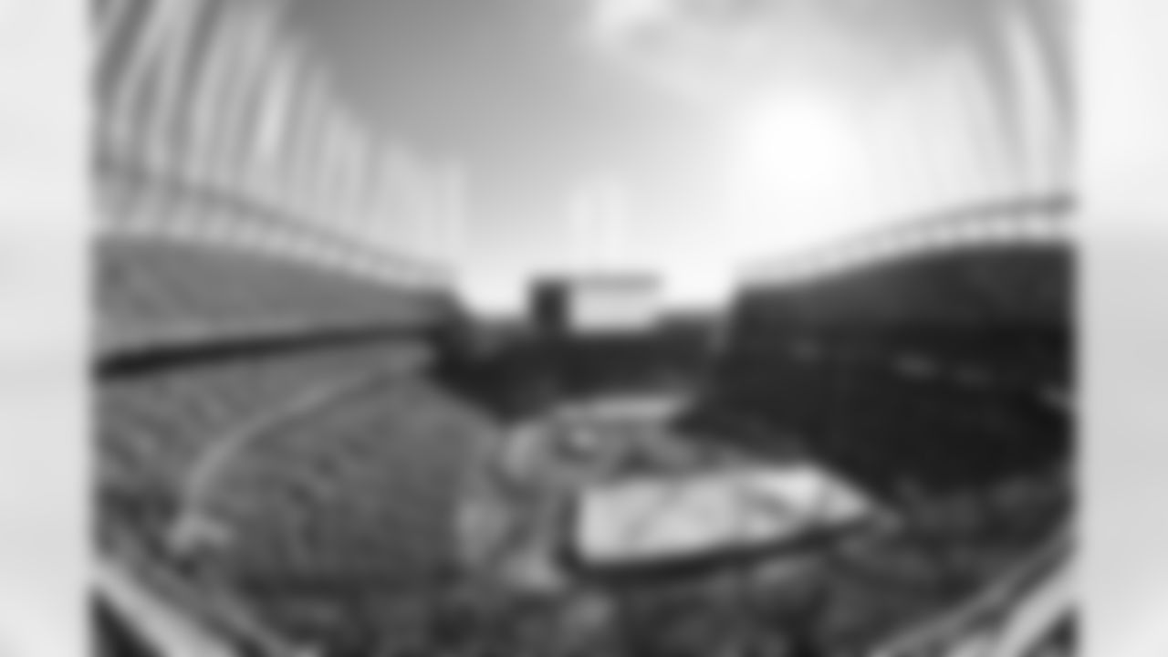 Buffalo Bills vs Denver Broncos, Divisional Game, January 17, 2026 at Empower Field at Mile High.